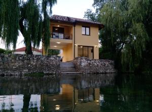 Gallery image of River House Buna in Mostar