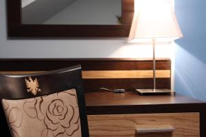 Posteľ alebo postele v izbe v ubytovaní Hotel Čierny Orol