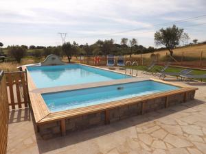 Bazén v ubytování Agriturismo L.B.STUD nebo v jeho okolí