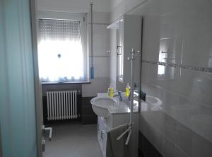 Vonios kambarys apgyvendinimo įstaigoje Affittacamere Di Paola