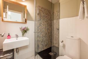 Kúpeľňa v ubytovaní Apartamentos Mariscal