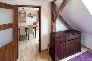 Kuchyň nebo kuchyňský kout v ubytování Apartmány Pod náměstím