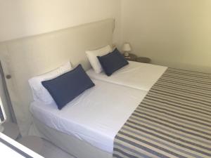 Posteľ alebo postele v izbe v ubytovaní Ansi Studios & Apartments