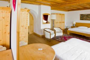 Posteľ alebo postele v izbe v ubytovaní Hotel Edelhof