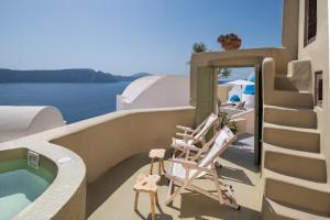 Gallery image of Cosmoia Cave House in Oia