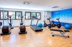 Posilňovňa alebo fitness centrum v ubytovaní Barceló Cabo de Gata