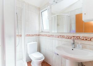Koupelna v ubytování Studio Apartment Brela