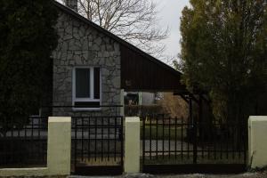 Budova, v ktorej sa dovolenkový dom nachádza
