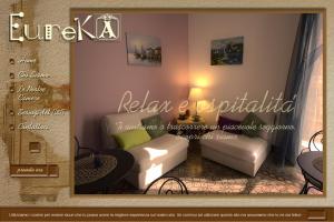 パレルモにあるEurekaのソファ付きのリビングルームの雑誌表紙
