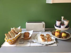 Jedlo v ubytovaní bed & breakfast alebo blízkom okolí