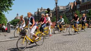 Cykling vid eller i närheten av Albert Cuyp Studio