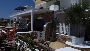 Foto de la galeria de St George Antiparos Apartments and studios a Agios Georgios