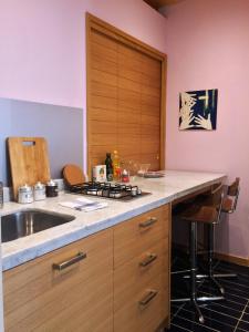 A kitchen or kitchenette at Casa Flora