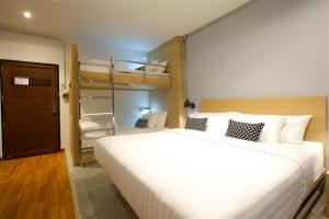 Gallery image of The Plug Hotel in Nakhon Si Thammarat