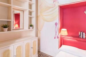 Posteľ alebo postele v izbe v ubytovaní Piazza Colonna Apartment - Charme Holidays