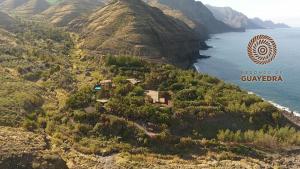 an aerial view of the amalfi coast at Redondo de Guayedra in Guayedra
