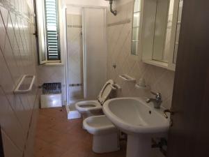 Ένα μπάνιο στο Delta Club Residence +56 φωτογραφίες