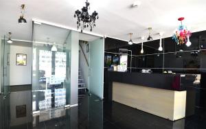 Kuchyň nebo kuchyňský kout v ubytování Hotel Biscuit