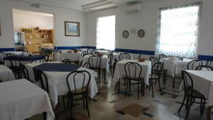 Gallery image of Hotel Capitol in Rimini