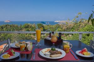 Gallery image of Inn On The Park in Manuel Antonio