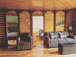 Posezení v ubytování Chalet Riverain CRDS Tremblant