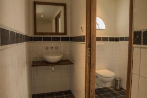 Bilik mandi di B&B van Beijden +53 gambar