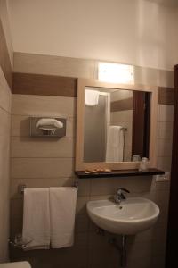 A bathroom at Albergo Ristorante Bismantova