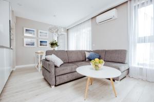 Część wypoczynkowa w obiekcie Apartment No. 1 - Vento Apartamenty