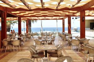 En restaurant eller et spisested på Sunis Efes Royal Palace Resort & Spa