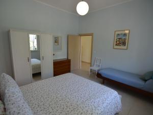 Postel nebo postele na pokoji v ubytování Apartment in Gatteo near Adriatic Beach