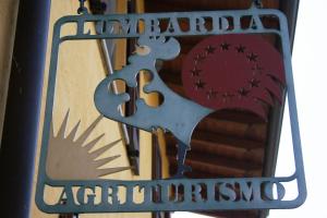 Agriturismo Forest B&B的证书、奖牌、标识或其他文件