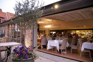 Restaurace v ubytování The Hoste and The Vine House Hotels