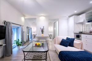 Kuchyňa alebo kuchynka v ubytovaní Suites 13 Budapest
