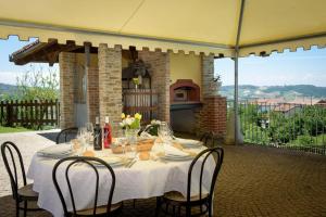 Foto dalla galleria di Agriturismo Le Arcate a Sinio Altre 44 foto