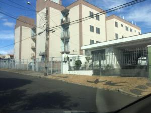 Το κτήριο όπου στεγάζεται  το διαμέρισμα