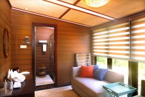 O zonă de relaxare la Shell Villa apartel resort