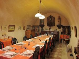Restaurace v ubytování Château de Passières