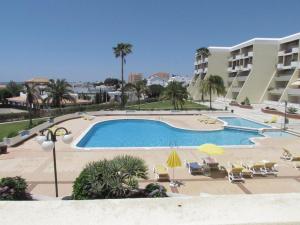 Gallery image of Incredible Frontal Sea View - Praia da Galé in Albufeira