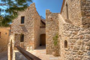 Gallery image of Vetilios Lithos boutique hotel in Neo Itilo