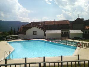 Bazén v ubytování Casa lo Sastre - Jasa nebo v jeho okolí