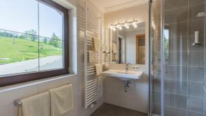 Koupelna v ubytování Hotel Niederreiter