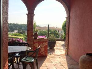 Un balcón o terraza de Apartaments Can Gibert