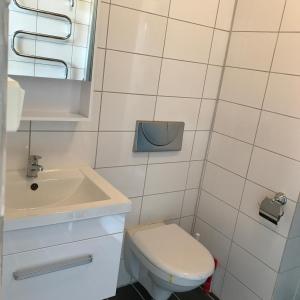 A bathroom at Gamla Stan Simrishamn
