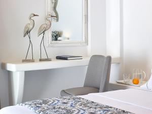 Kép Lithos Luxury Rooms (Adults Only) szállásáról Adámaszban a galériában