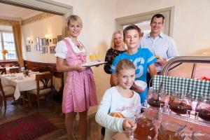 Hosté ubytování Hotel Gasthof Alte Post Holzkirchen