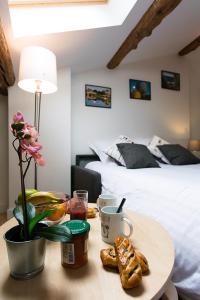 Giường trong phòng chung tại Elia mediterranee - Premiere conciergerie