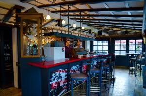 Ο χώρος του lounge ή του μπαρ στο Hotel Unterbrunn Apartments & Gästehaus