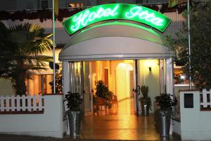 Hoone, kus hotell asub