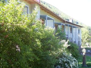 A garden outside Steinhauswirt