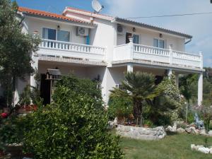 Zahrada ubytování Apartments Makaus